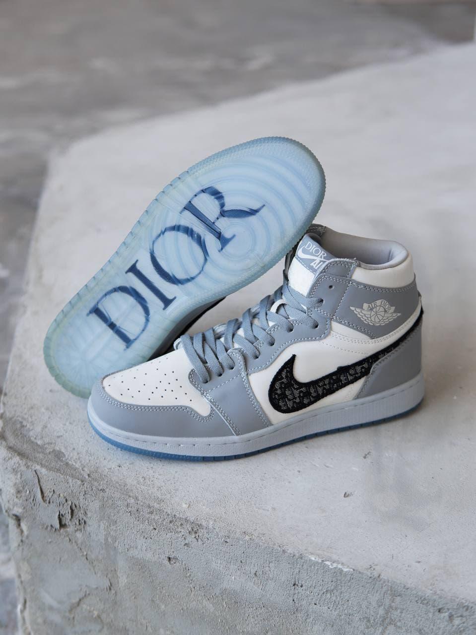 Чоловічі кросівки Nike Air Jordan x Dior (сірі з білим і чорним) круті високі осінні кроси PNAJ001