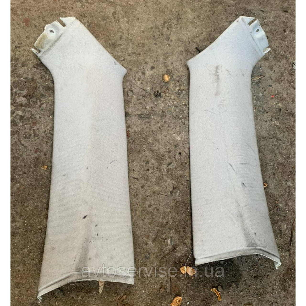 Накладка задньої стійки салону Volkswagen Golf, фото 1