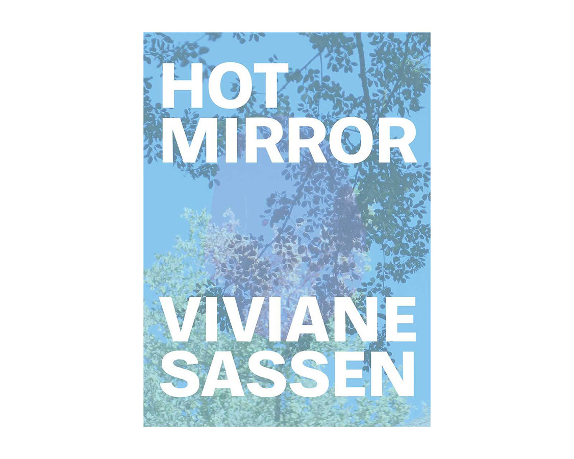 Книга Viviane Sassen: Hot Mirror