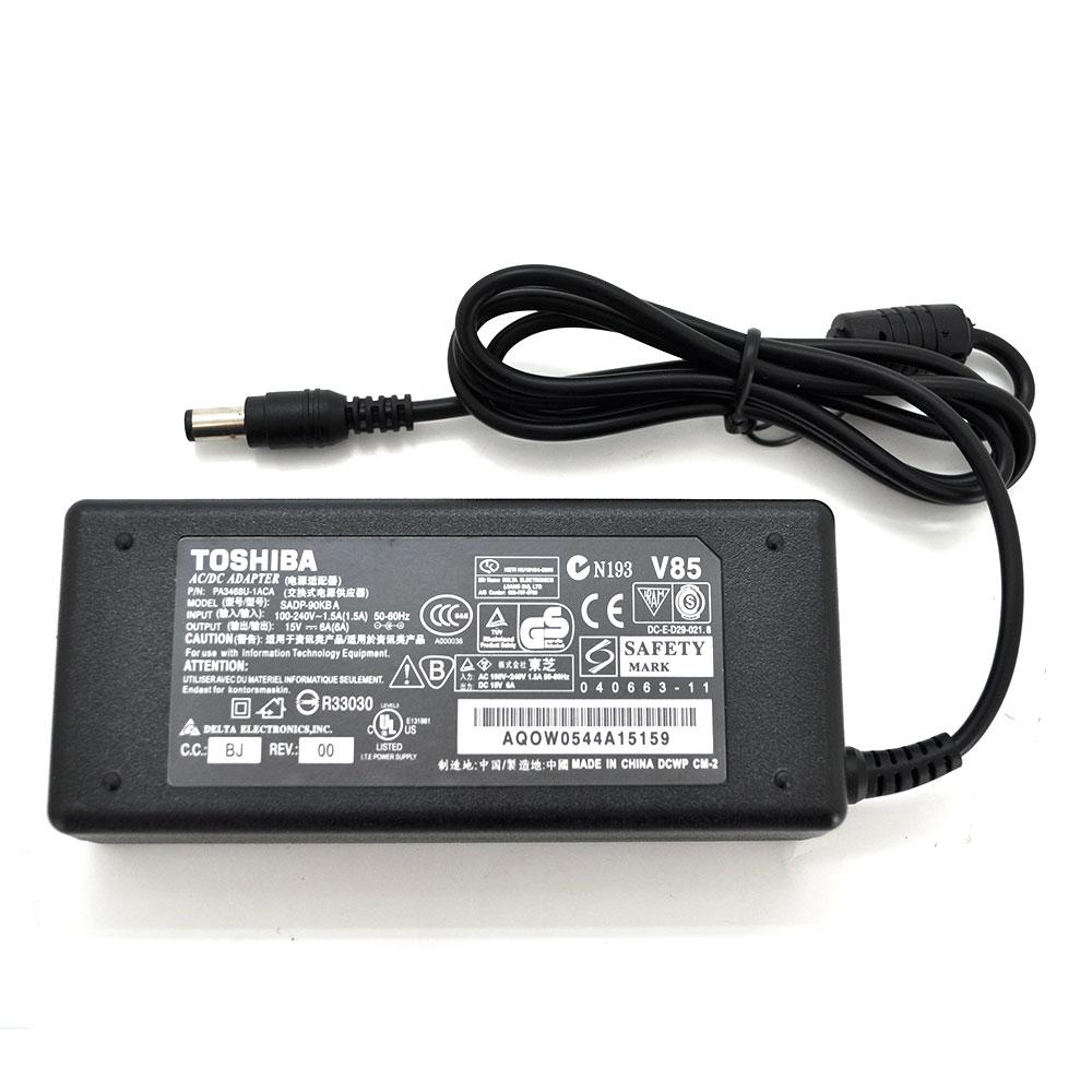 Блок живлення MERLION для ноутбука TOSHIBA 15V 6A (90 Вт) штекер 6,36*3,0 мм, довжина 0,9 м + кабель живлення