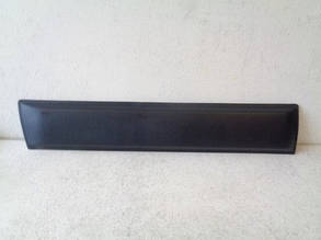 Молдинг дверей передній R 808725725R Renault Duster