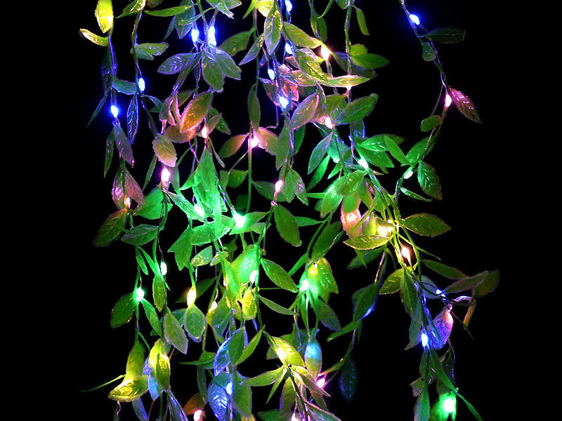 Гірлянда LED яскрава Штора 2,0мХ1,5м Листя 240LED (різнокольорове) COPPER-WIRE-240M-3