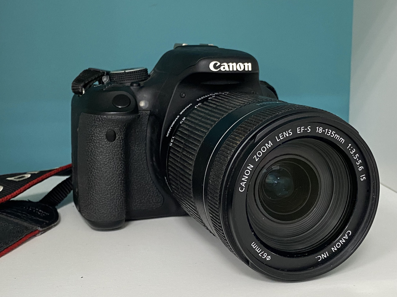 Фотоапарат БУ Canon EOS 600D