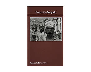 Книга Sebastiao Salgado: Photofile.