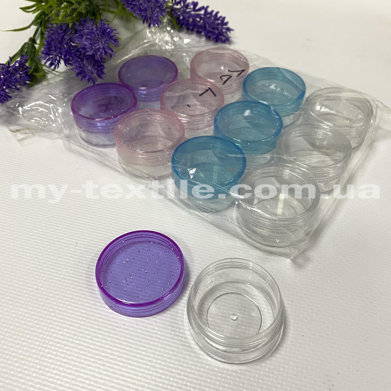 Органайзер пластиковий (контейнер) для зберігання фурнітури і бісеру бочки з кришками 4/2см в упаковці 12шт, фото 1