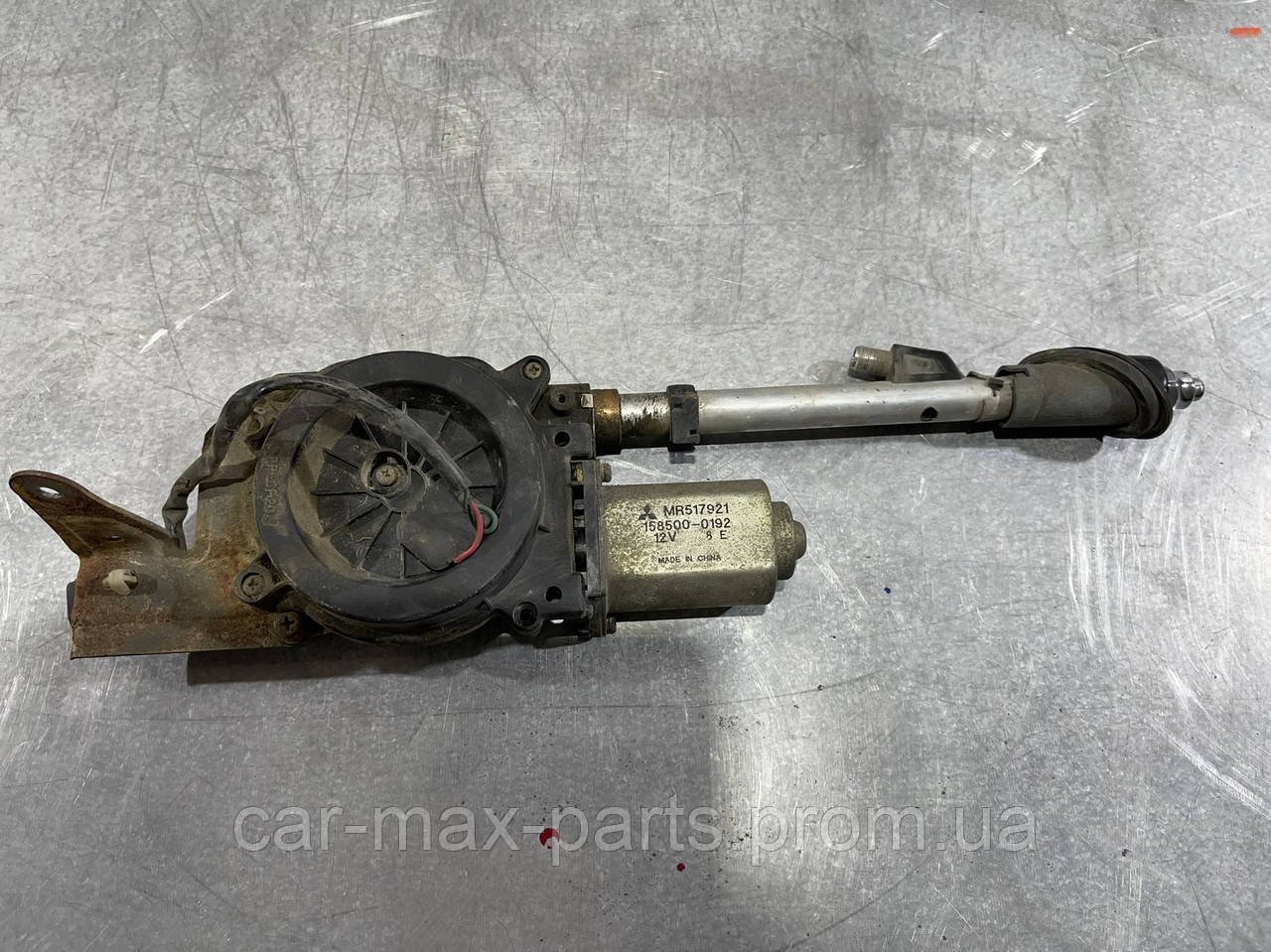 Висувна електроантена крила Mitsubishi Pajero Sport 1 K90 1997-2008 MR517922 ПРАВОРУЛЬНА, фото 1