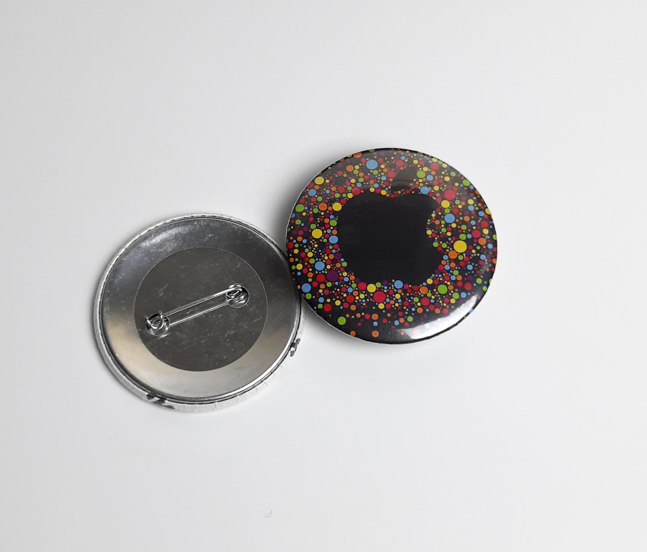 Значок "Яблучко № 1" - Круглий значок на рюкзак - Подарунок мотиватор хлопцю - Прикольний подарунок, фото 1