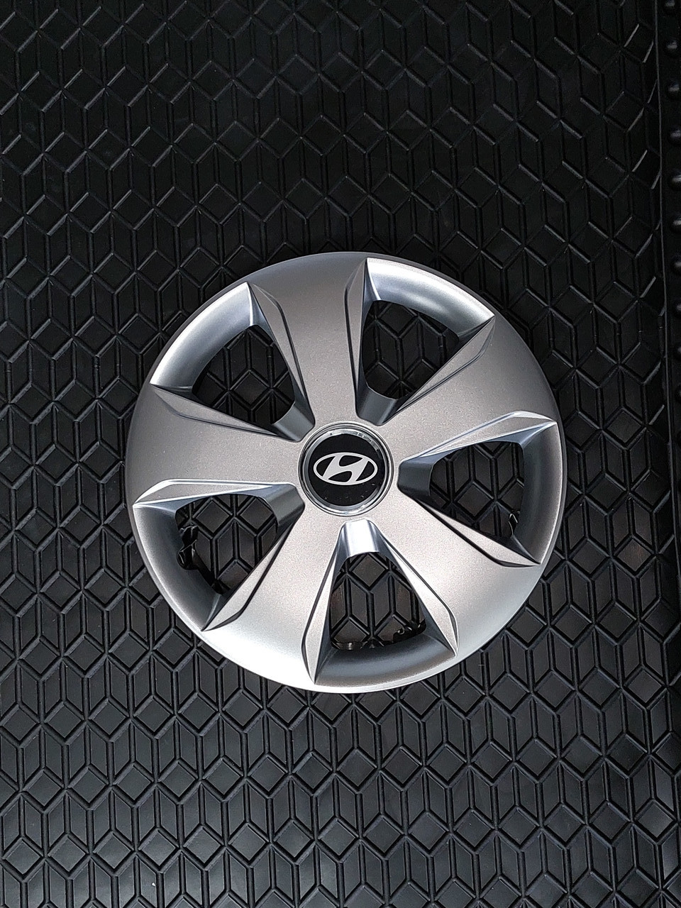 Ковпаки на колеса r15 на Hyundai / Хюндай SKS 331, фото 1