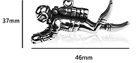 Цепь и фигурка водолаз плавец аквалангист подводник в ластах металлический цвет-под серебро