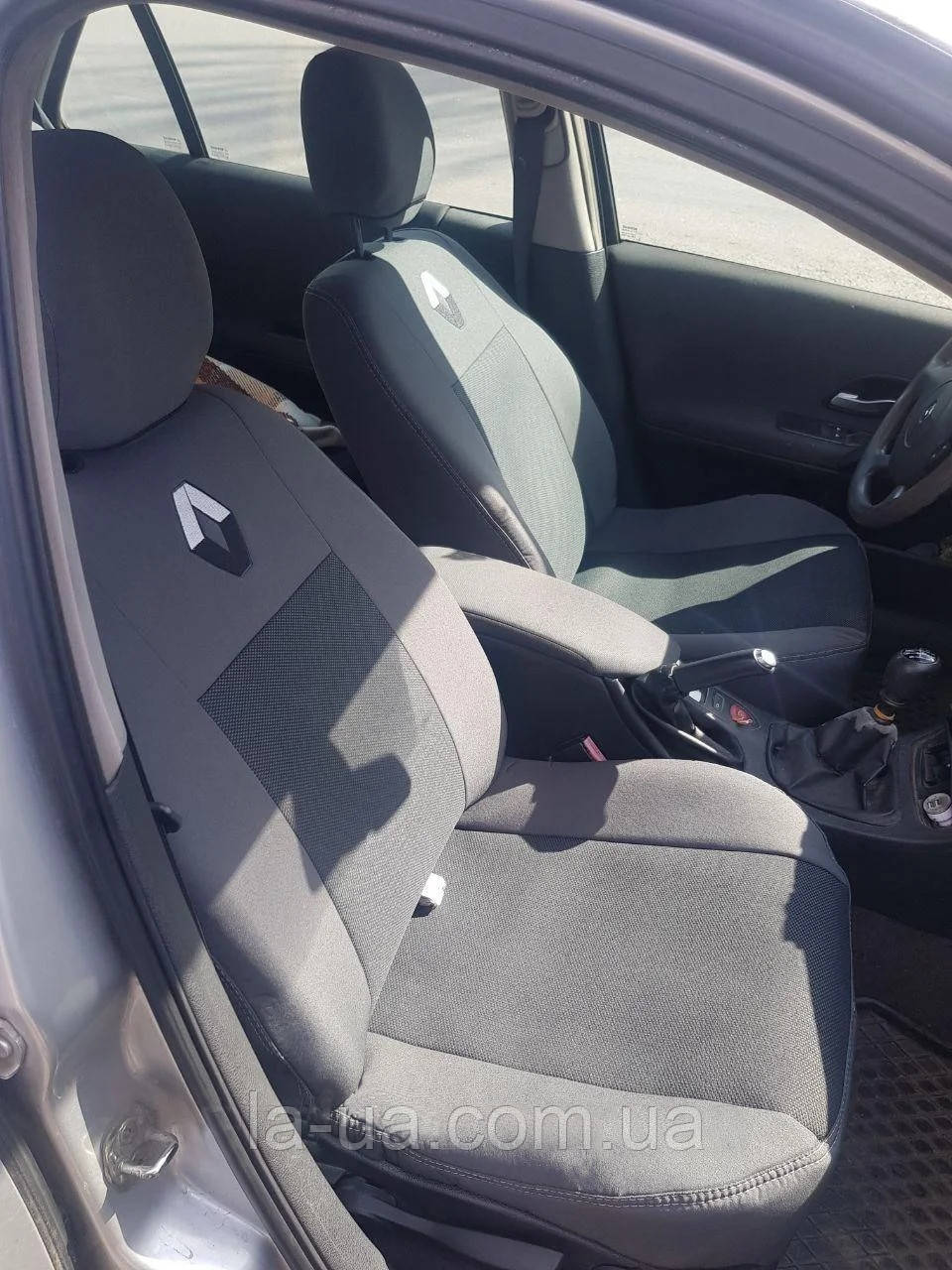 Авточохли салону Renault Laguna II Wagon 2000-2008 р. (чохли для Рено Лагуна універсал)