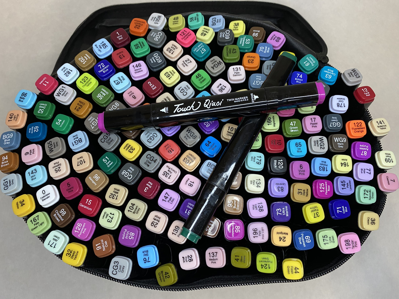 Набір Скетч маркери SketchMarker Touch 168 шт. двосторонні для паперу набір 168 шт., фото 1