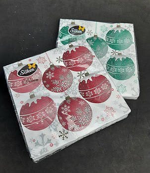 Новорічні паперові серветки Silken "Новорічні кулі" 3 шари 18 штук
