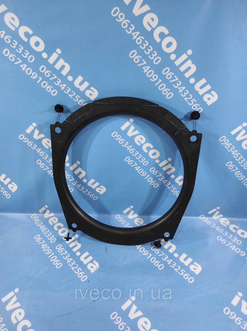 Дифузор радіатора Iveco Stralis Trakker Cursor Івеко 8165855