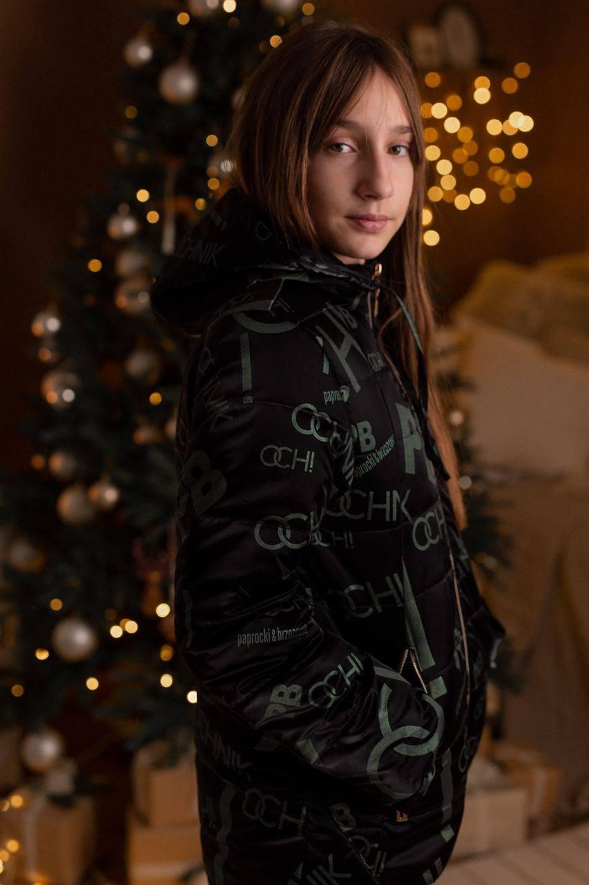 Пальто зимнее на флисе для девочек Буквы зеленые (черное), 128-134-140-146, доставка по Украине - фото 8 - id-p1523120631