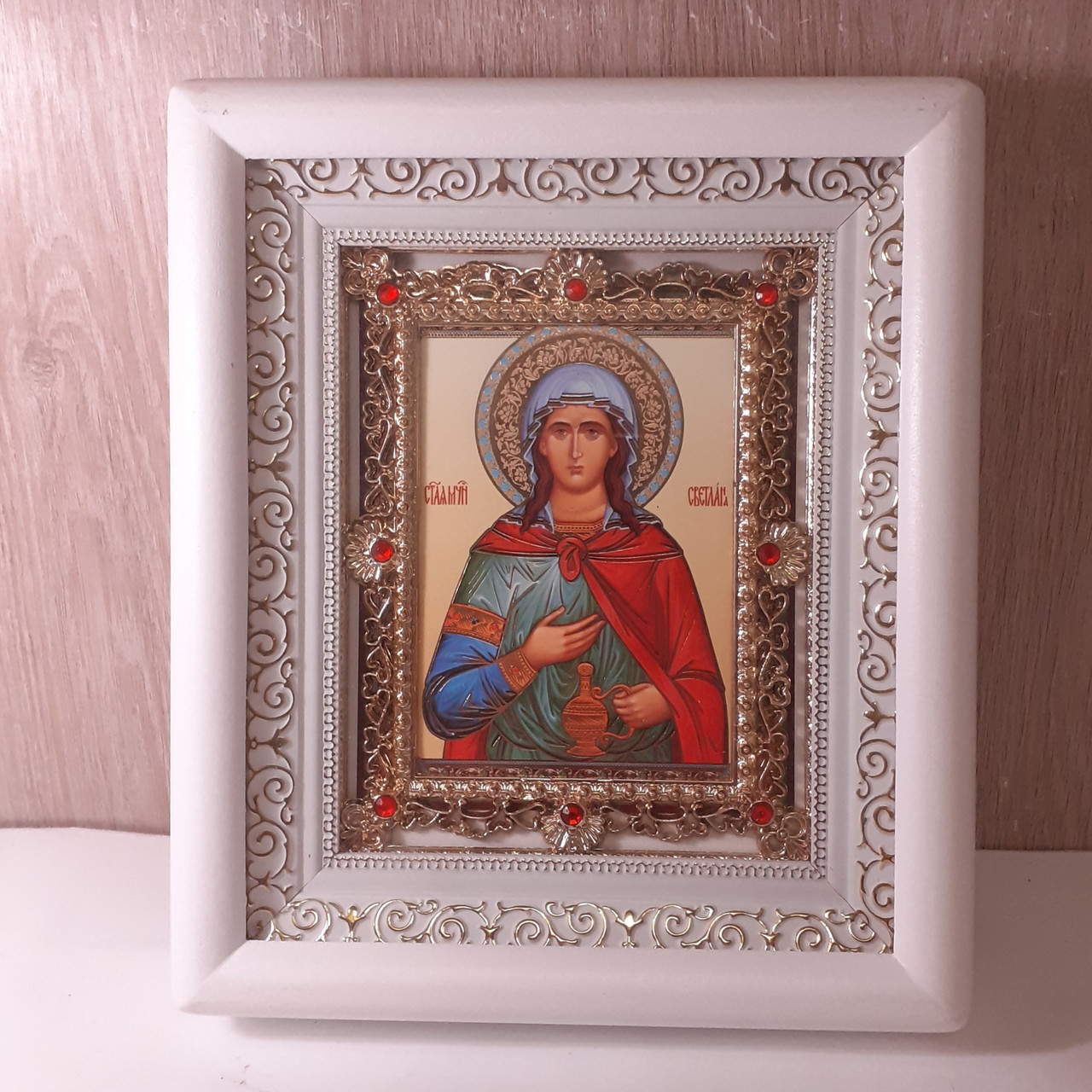 Ікона Світлана мучениця, лик 10х12 см, у білому дерев'яному кіоті з камінням