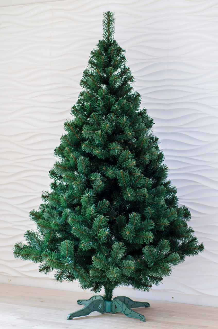 Искусственная елка "Карпатская обычная", с подставкой, зеленого цвета ...