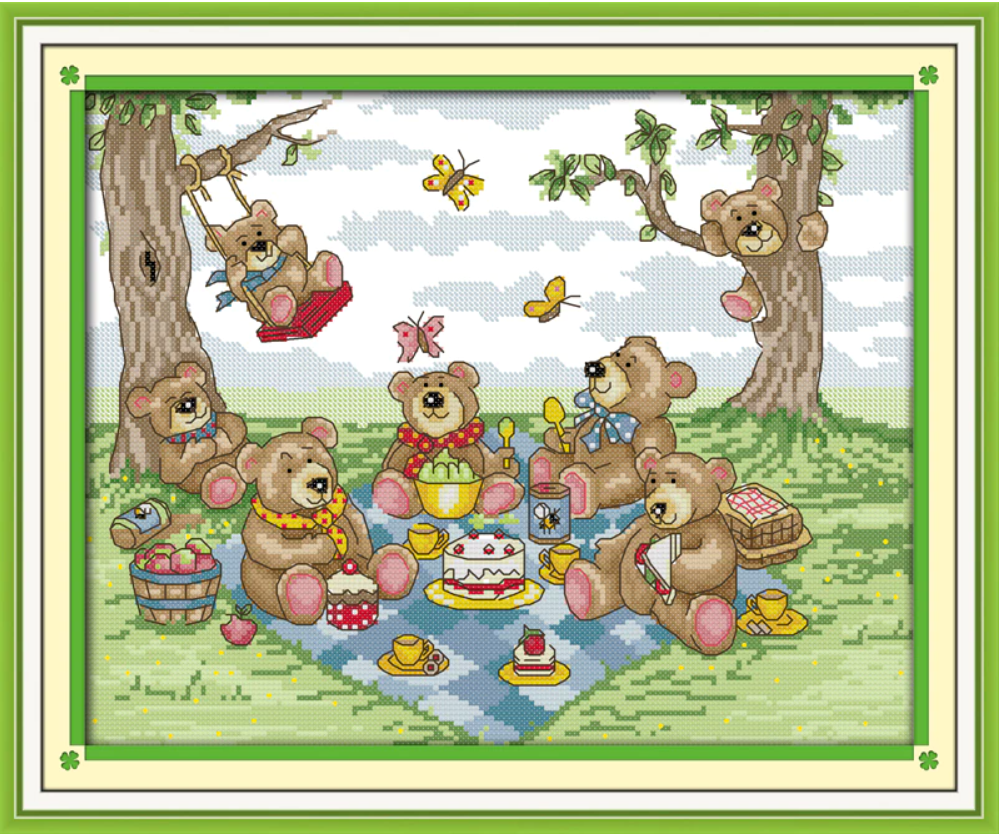 Набір для вишивання за нанесеною на канву схемою "Teddy Bear's Picnic".AIDA 14CT printed,37*31см
