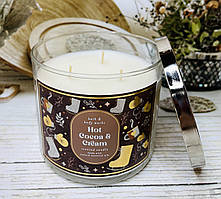 Аромосвеча Bath and Body Works Гарячий шоколад з кремом