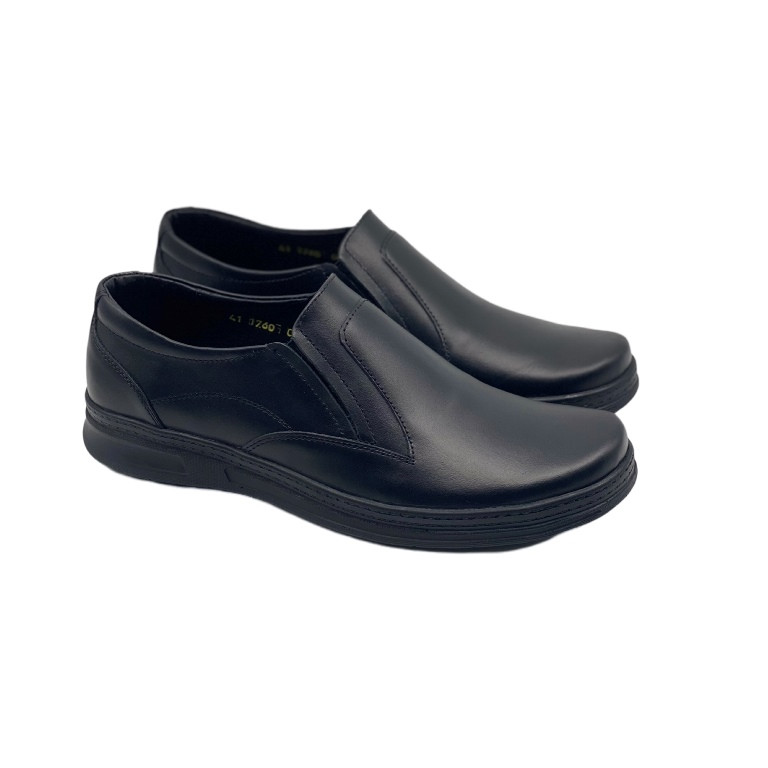 Туфлі чоловічі шкіряні закриті чорного кольору на гумках “Style Shoes”