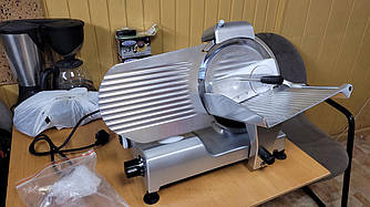 Слайсер професійний Vektor B250B-4 діаметр ножа 250 мм