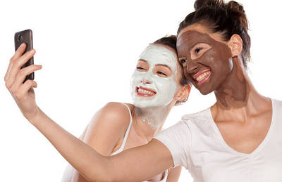 Маски для обличчя