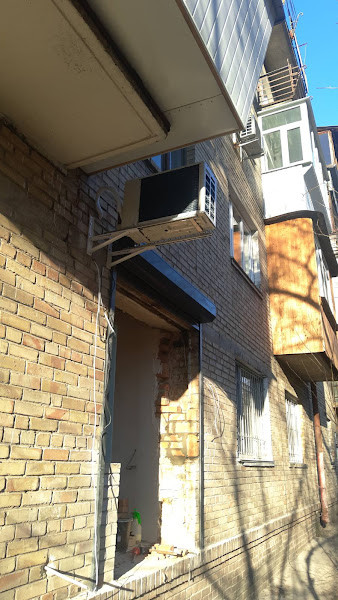 Лестница на металлическом каркасе для крыльца , входных групп, дома, дачи, магазина (Входная группа) - фото 7 - id-p1524338954