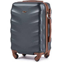 Пластиковый чемодан зеленый WINGS 402 большой размер L (75/48/30 см) дорожный чемодан поликарбонат