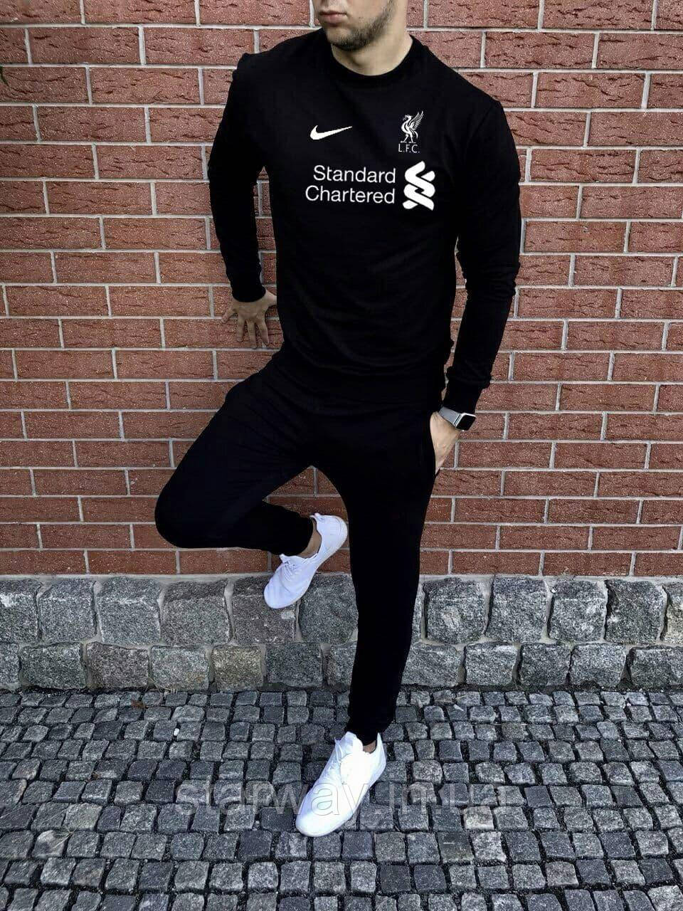 Футбольний спортивний чорний костюм nike liverpool standard chartered