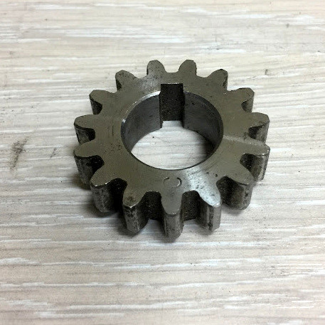 Шестерня ведуча запускаюча двигуна R-175/180 (z-15, d-20 mm)