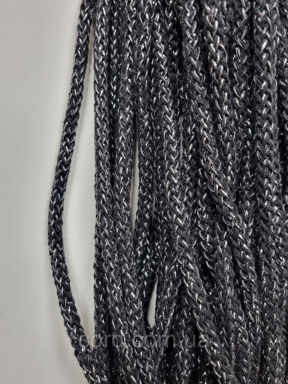 Шнур круглий бавовняний ХБ чорний+срібло 6 мм моток 100 м, фото 1
