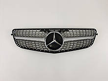 Решітка радіатора на Mercedes C-Class W204 2007-2014 рік Diamond ( Сіра з хром вставками )