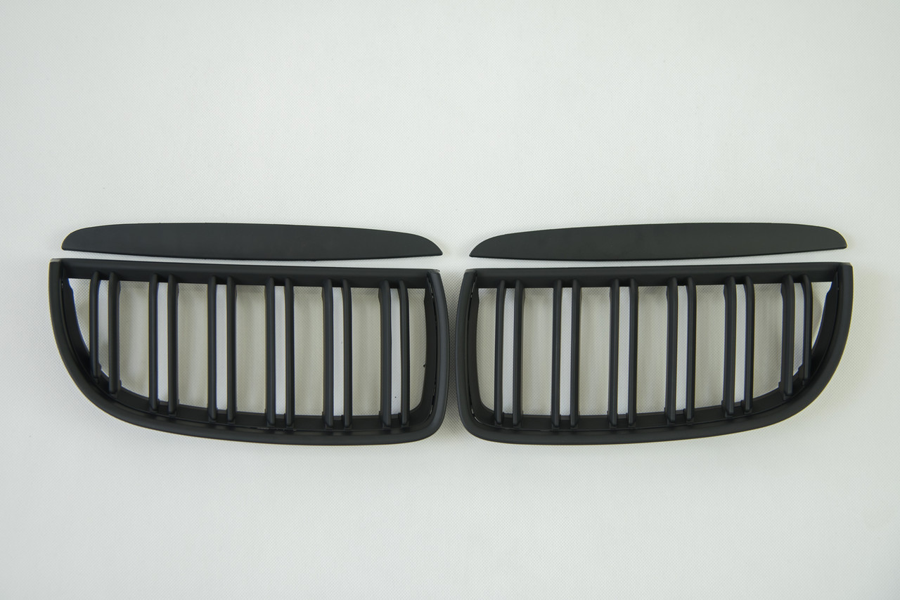 Ніздрі на BMW 3 Series E90 / E91 2005-2008 рік Чорні Матові ( Подвійні M-Look )