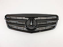 Решітка радіатора на Mercedes E-Class W212 2009-2013 рік AMG стиль ( Чорна глянсова )