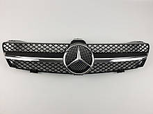 Решітка радіатора на Mercedes CLS-Class C219 2004-2008 рік AMG стиль ( Чорна з хром вставками )