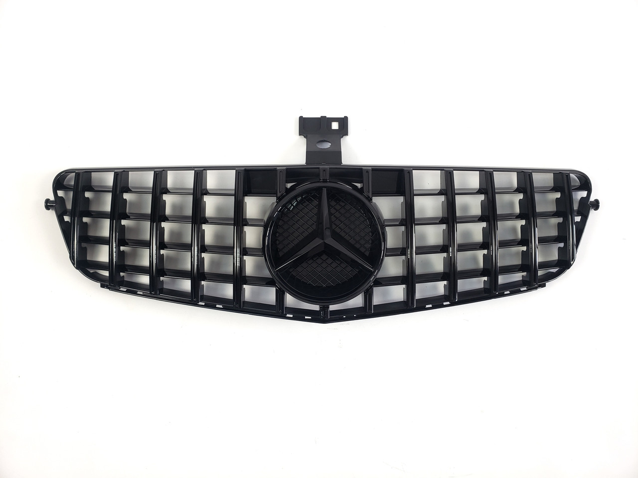 Решітка радіатора на Mercedes C-Class W204 2007-2014год GT Panamericana ( Чорна глянсова )