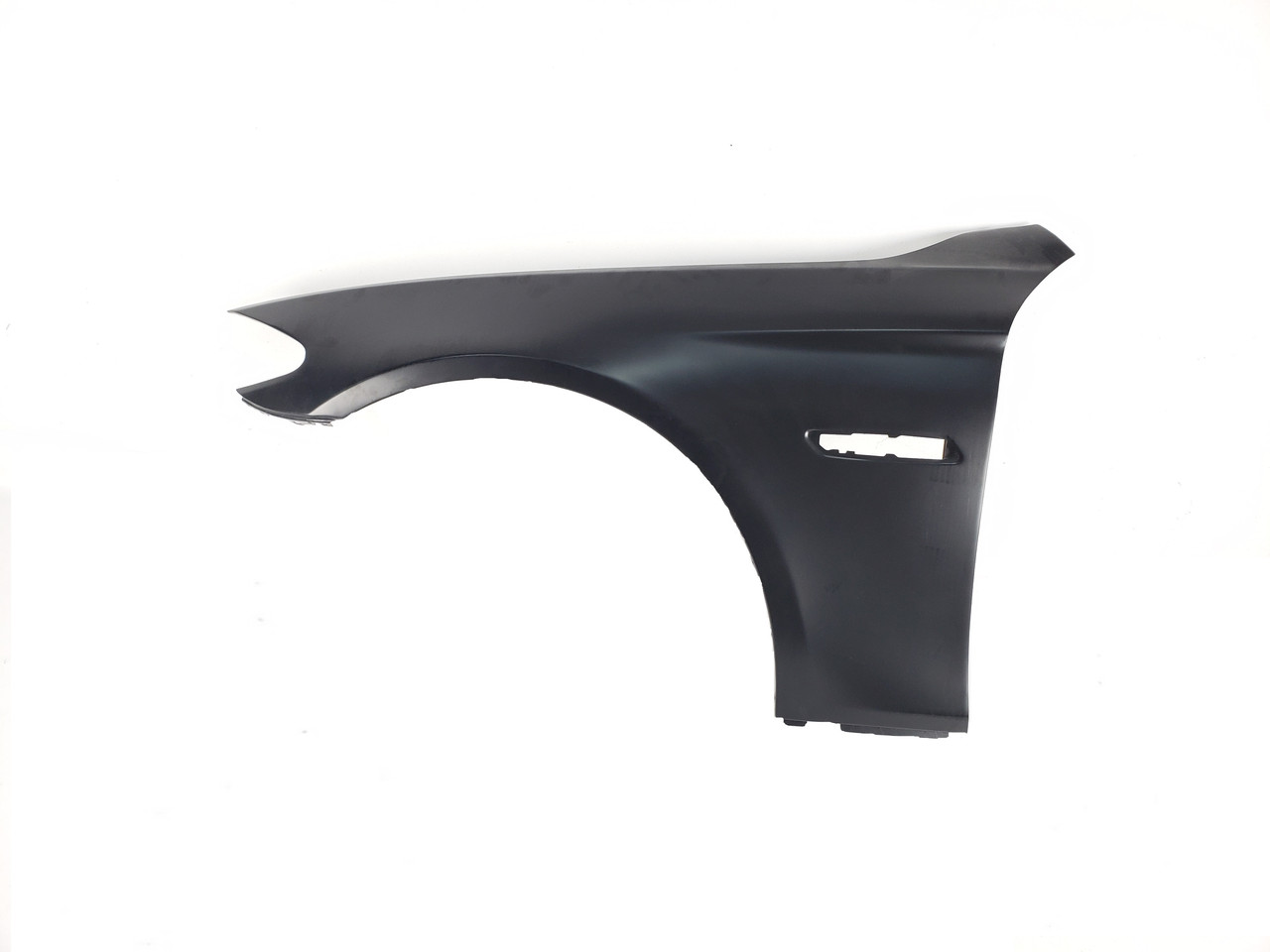 Переднє ліве крило на BMW 5-Series F10 / F11 2010-2017 рік