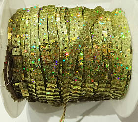 Тасьма паєтки 5*5 мм світле золото голограма