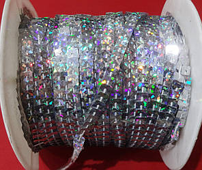 Тасьма паєтки 5*5 мм срібло голограма