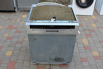 Посудомийна машина Б.у з Німеччини Neff А +++ вбудована