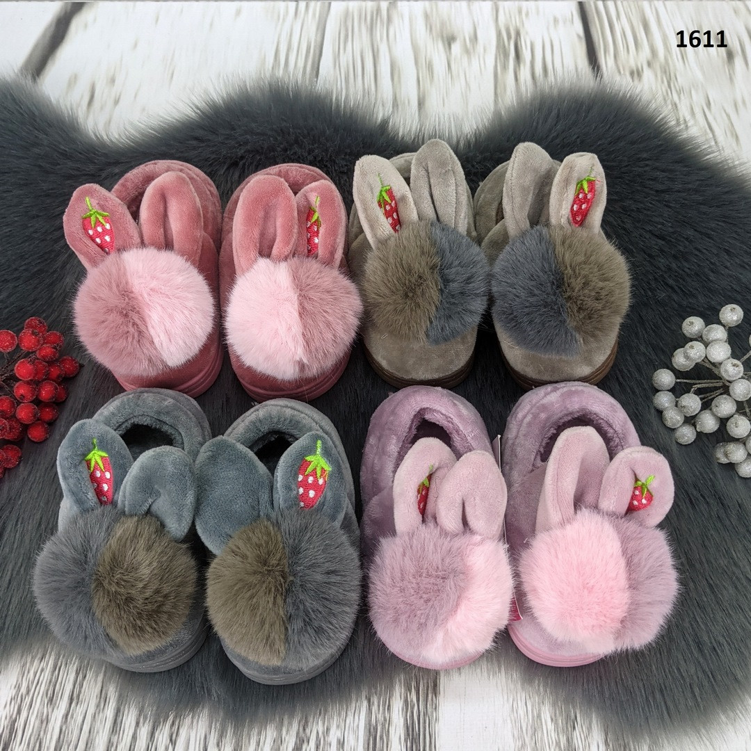 Тапочки дитячі теплі закриті для найменших діток з великим хутряним помпоном і вушками