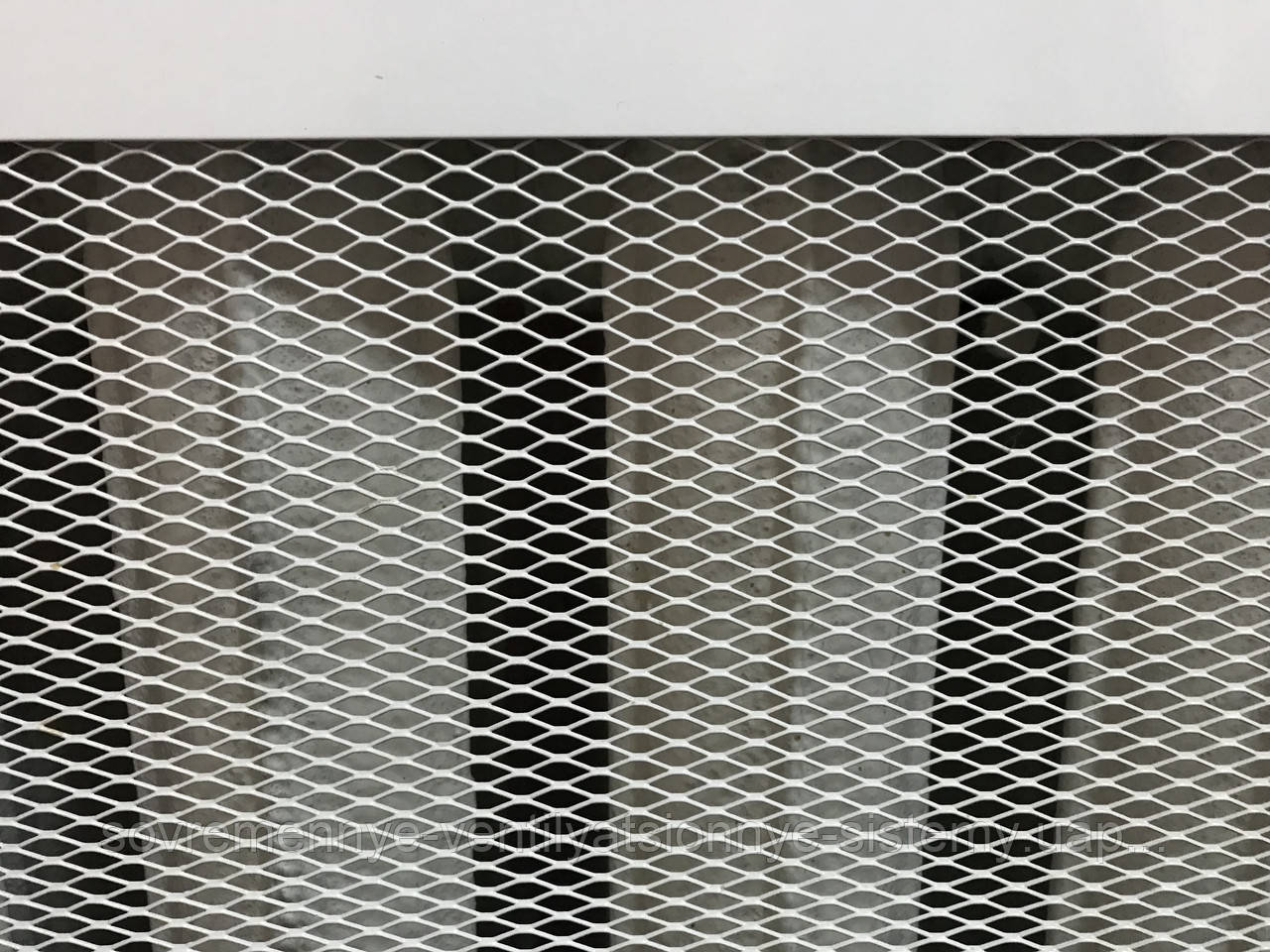 Решётка радиаторная 600х600 (металл) декоративная для батареи - фото 4 - id-p1039353459