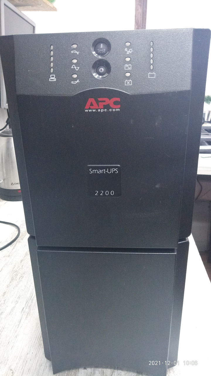 Б/В, джерело безперебійного живлення, ДБЖ, Smart-UPS, APC 2200 ВА, з послідовним та USB портом, 230 В, БЕЗ АКУМУЛЯТОРА