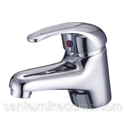 Змішувач на умивальник литий SOLONE LUN1-A031