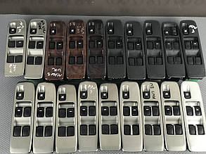 Блок кнопок керування склопідіймачами Mitsubishi Pajero Wagon III 3 Мітсубіші Паджеро Вагон 3