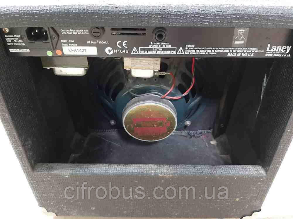 Комбоусилитель комбик гитарное усиление Б/У Laney LC15