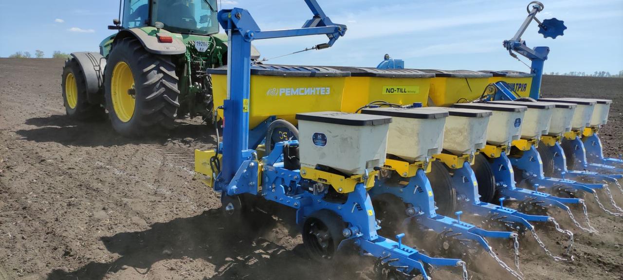 Сівалка дискова причепна складна пневматична з електроприводом Атрія-8 LUX No-Till, Mini-Till