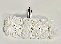 Букетик роз из фоамирана 12 шт цвет белый