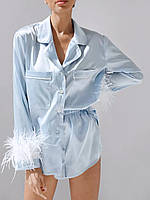 Пижама женская атласная с перьями. Комплект шелковый с длинным рукавом и шортами, р. M (голубой)