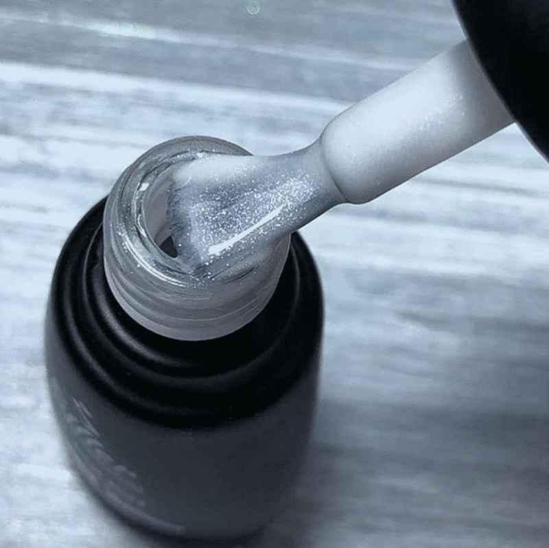 Siller Cover Base Milky Shine No1 — молочна камуфлювальна база зі сріблястим блиском, 8 мл