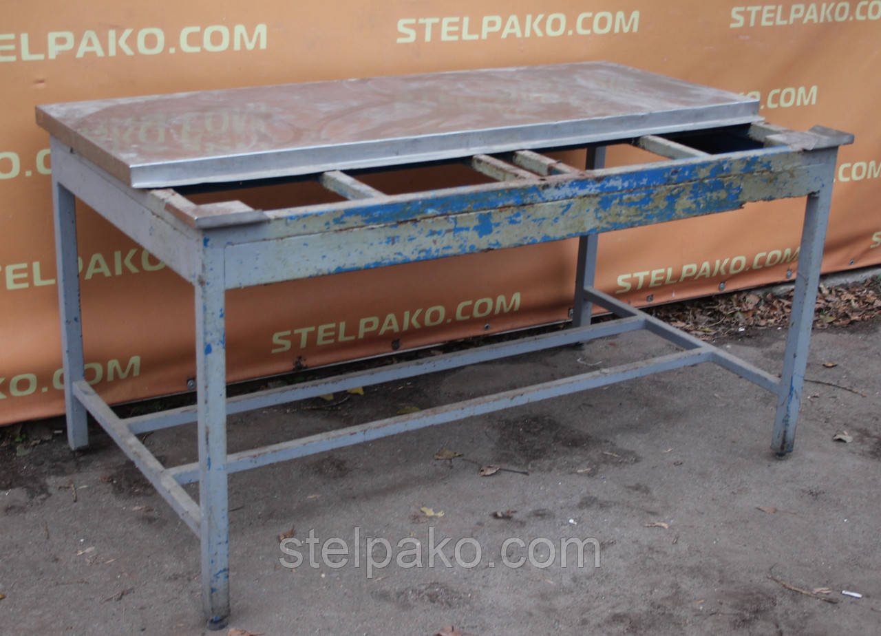 Производственный стол на металлической основе, столешня из нержавеющей ...